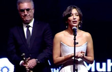 Altın Portakal'da Tamer Karadağlı Densizliği...