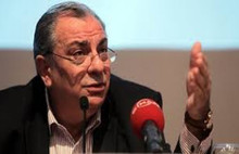 Türkeş'den MHP'ye: Herkes Delisini Zaptetsin