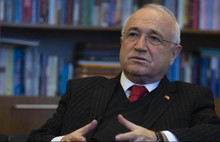 Cemil Çiçek: HDP'ye Kapatma Davasına Karşıyım