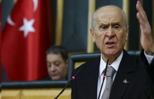 Bahçeli'den Atatürk'e hakarete sert tepki!