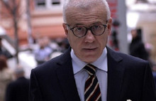 Ertuğrul Özkök Özal'ı Eleştirdi Solcuları Övdü