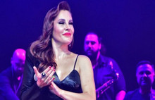 Funda Arar'dan Şiddet Gören Kadınlar İçin Şarkı: İncitmeyelim...