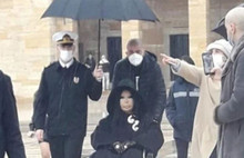 Bülent Ersoy'un Anıtkabir'de Tepki Çeken O Görüntüye İnceleme...