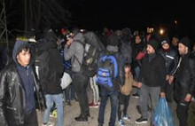 Kaçak Göçmenlerin Taciz Görüntüleri Tepkiyle Karşılanıyor