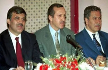 Bülent Arınç'tan Erdoğan'lı Gül'lü paylaşım