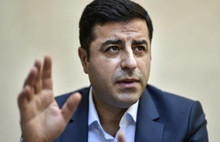Demirtaş: Cumhurbaşkanı'nın diplomasının sahte olduğu ortaya çıkarsa devlette neler olur?
