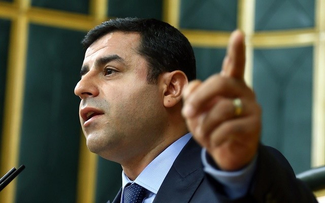 Guardian: Barışın anahtarı Demirtaş'ın elinde