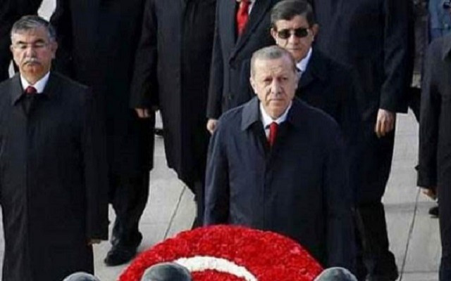 Atatürk tüm yurtta törenlerle anıldı