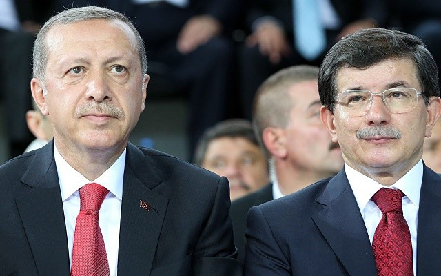 Erdoğan - Davutoğlu görüşmesi yarına kaldı