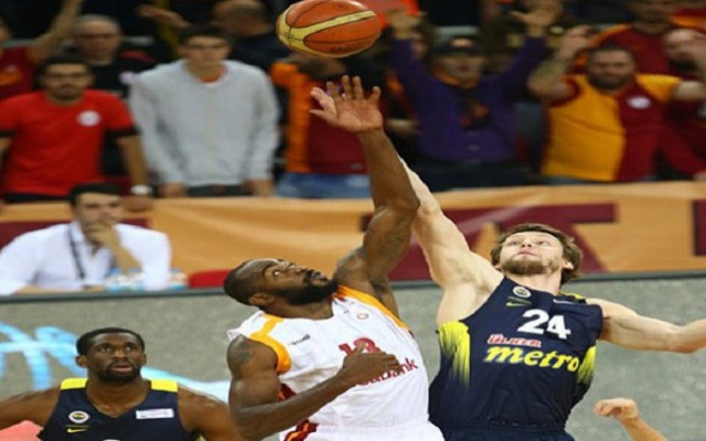 Derbide gülen Galatasaray Odeabank oldu