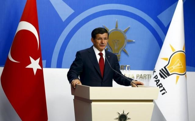 Reuters'tan AKP'de çatlak iddiası
