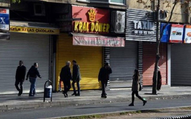 Diyarbakır'da esnaf kepenk açmadı