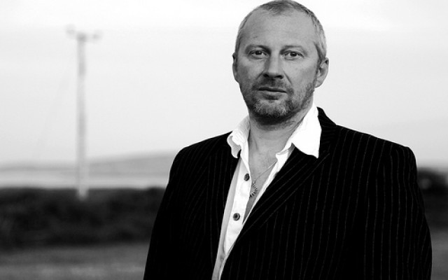 Colin Vearncombe hayata veda etti