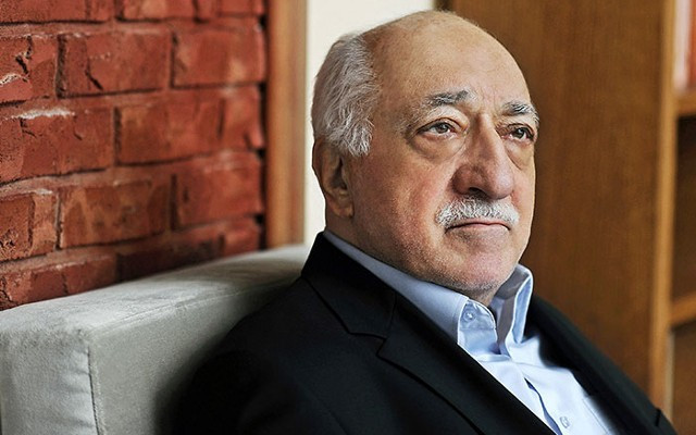 Gülen kayyumdan telif mi istedi?