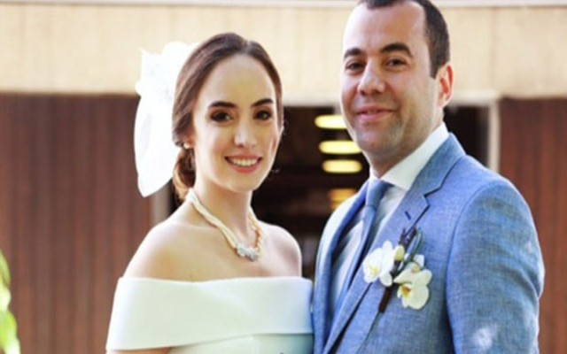 Evlilik romanı yazarı 5 ayda boşandı