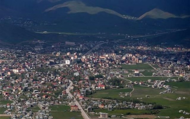 Hakkari'de patlama şehitler var