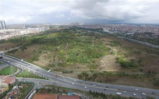 Ünlü Metris Kışlası park oluyor