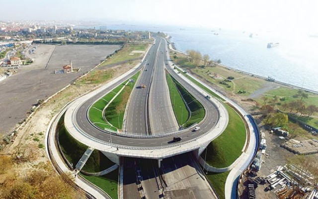 1.5 saatlik yol 15 dakikaya iniyor