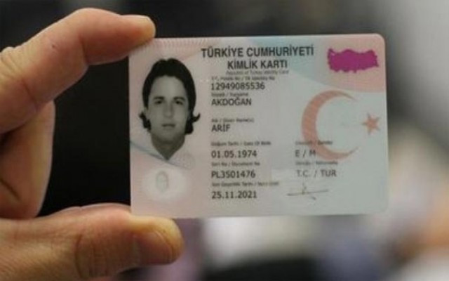 Yeni kimlikler pasaport yerine geçecek