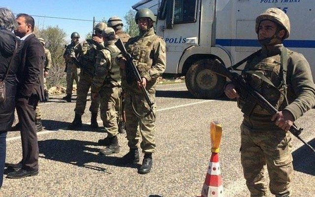 Demirtaş'ın konvoyu Cizre'ye sokulmadı