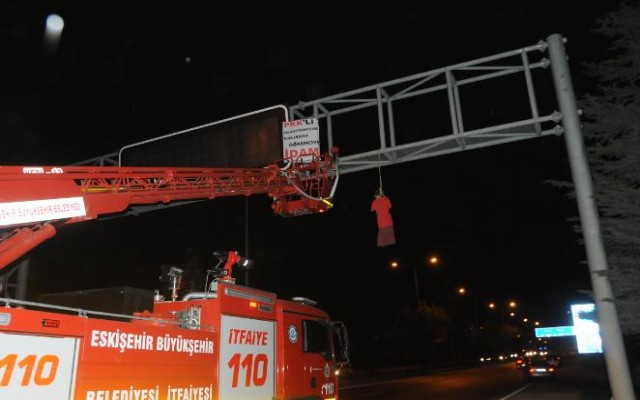 Akademisyenlere idam'lı şok tehdit