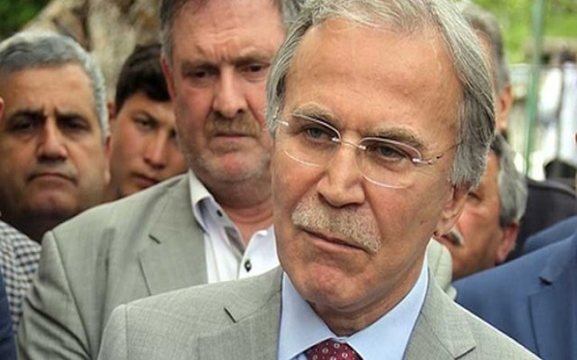 Ak Partili duayen isimden sinyal