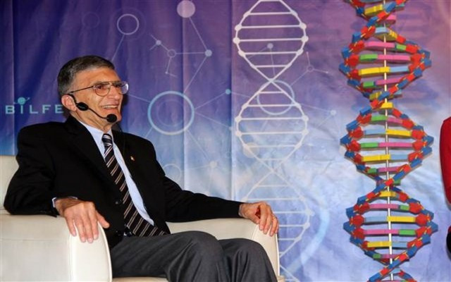 Aziz Sancar 5 TL'deki hatayı açıkladı