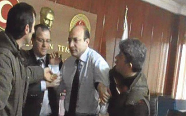 Garsonluk vaadiyle gizli tanık yapılmış