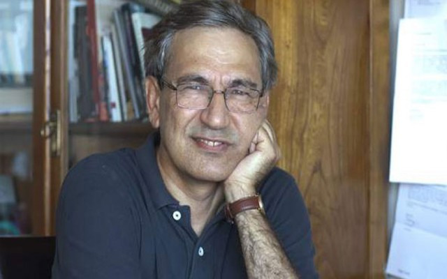 Orhan Pamuk: Ülkem için endişeliyim