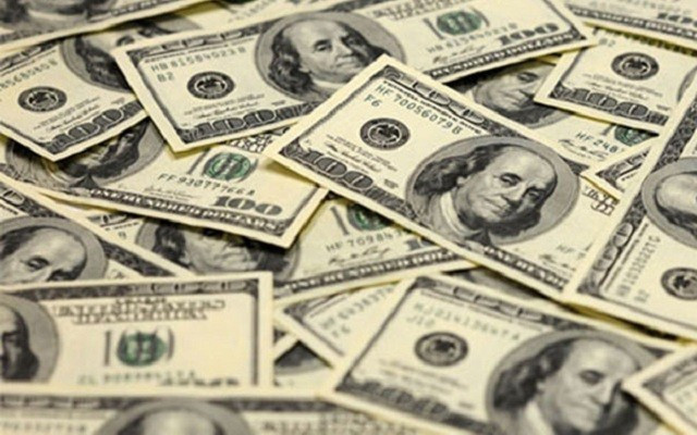 Piyasalar karıştı Dolar fırladı