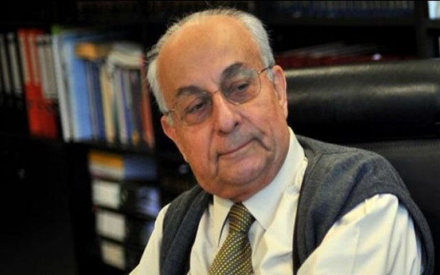 Hakkı Devrim hayatını kaybetti