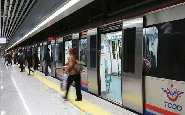 Marmaray'da bomba paniği: 2 yaralı
