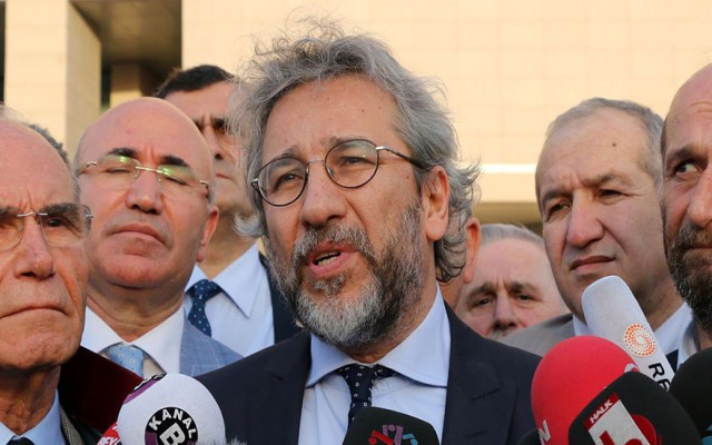 Can Dündar can güvenliği nedeniyle yurt dışında