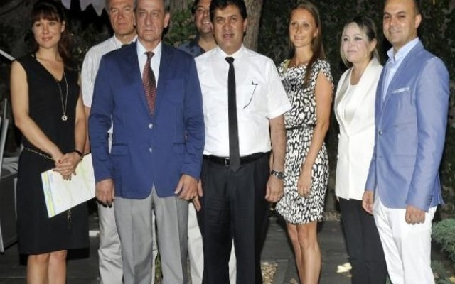 Kemer'de ev skandalı büyüyor