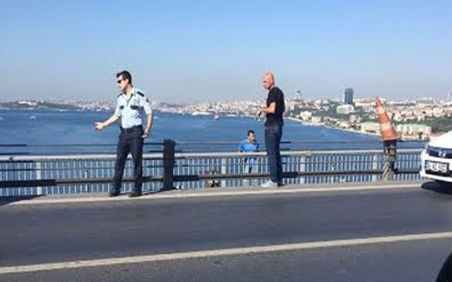 Boğaz Köprüsü’nde albay alarmı