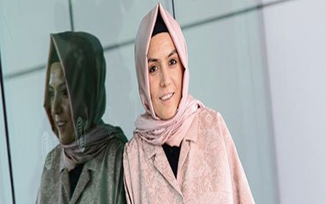 Gazeteci Büşra Erdal gözaltına alındı