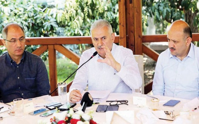 Başbakan Sürek avına çıkmayacağız