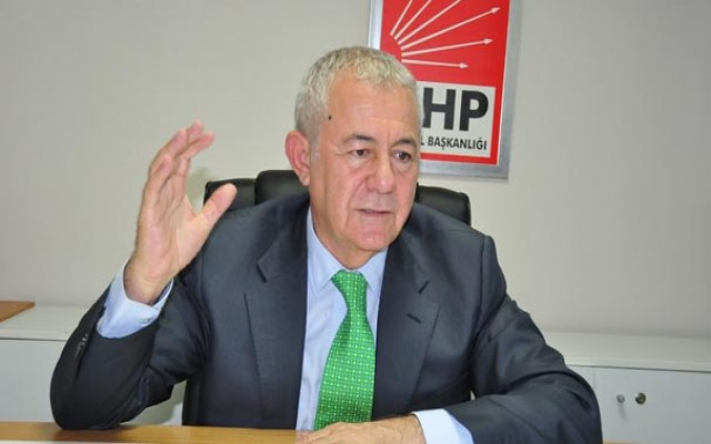 CHP'de sürpriz istifa