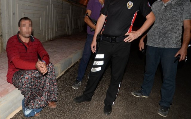 Etekli adam emniyeti peşine taktı