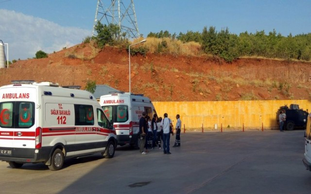 Nazimiye'de çatışma sürüyor