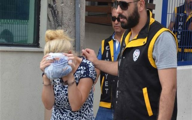 Kocasını kıskandı yanlışlıkla bakasını öldürdü