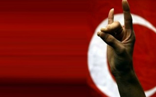 Ülkücü camiada operasyon tepkisi