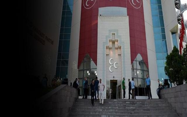 MHP’lilerin yarısı hayırcı