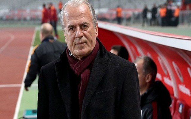 Mustafa Denizli'ye boşanma dayağı