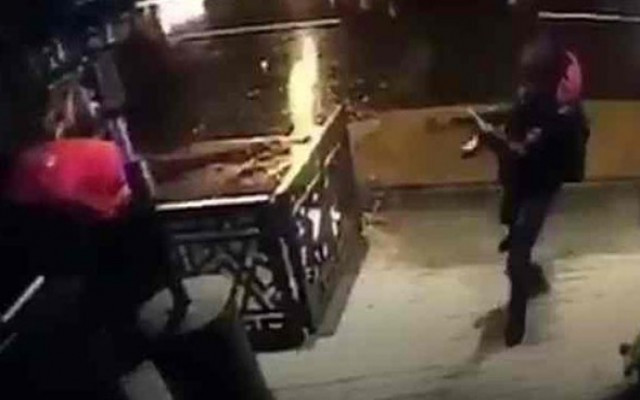 Maliyeciler katliamdan son anda kurtulmuş
