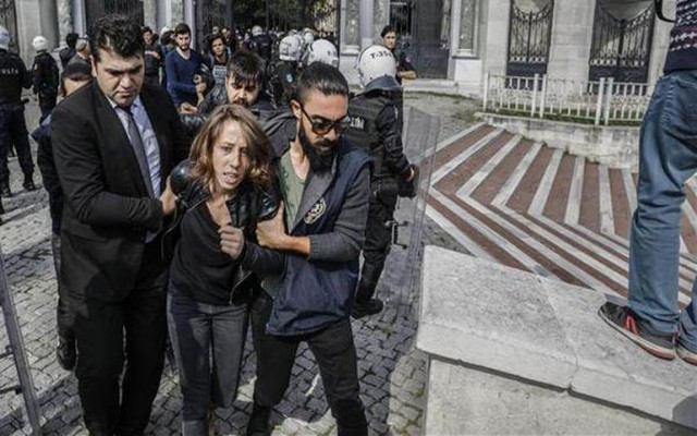 Beyazıt Meydanı karıştı
