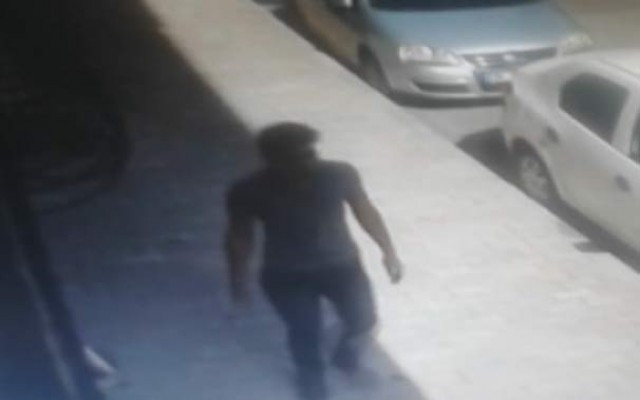 Dolandırıcıların kurbanı 14 yaşındaki kız oldu