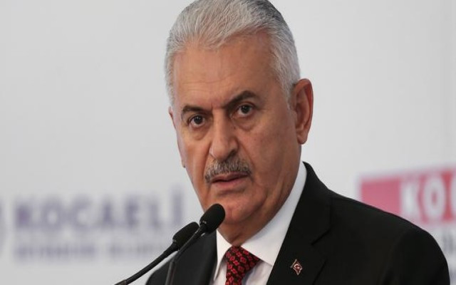 Başbakan'dan çarpıcı üniversite açıklaması