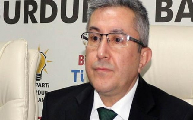 AK Partiden bir istifa dha geldi