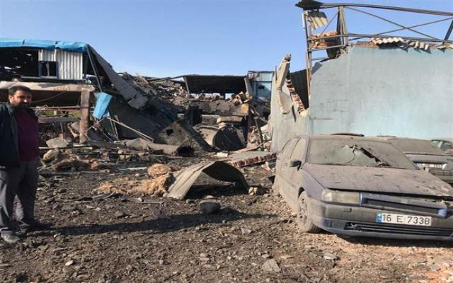 Patlayan fabrika kazanı ölüm saçtı